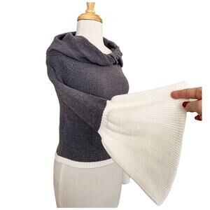 Do+Be Cowl Neck Sweater Long Bell Sleeve Gray Knitted Pullover Casual Size S